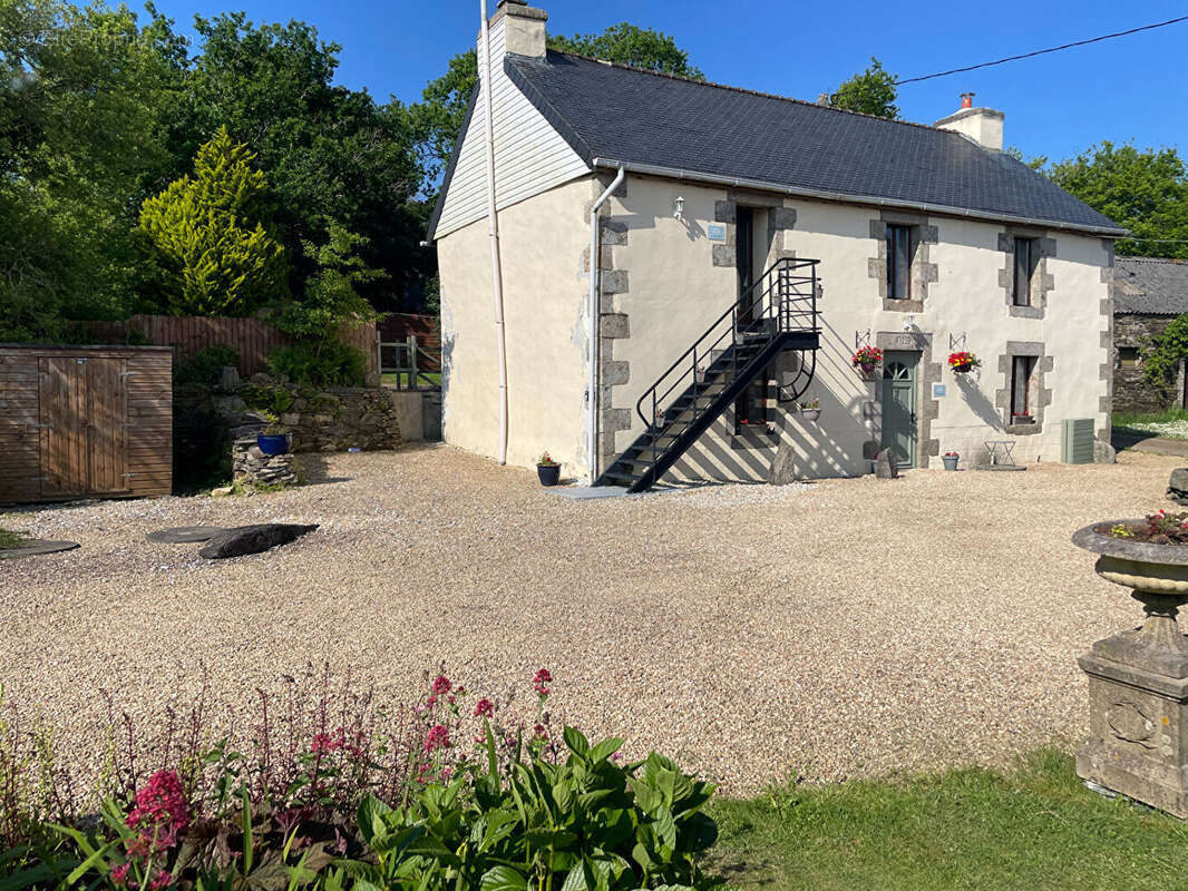 Maison à LOQUEFFRET