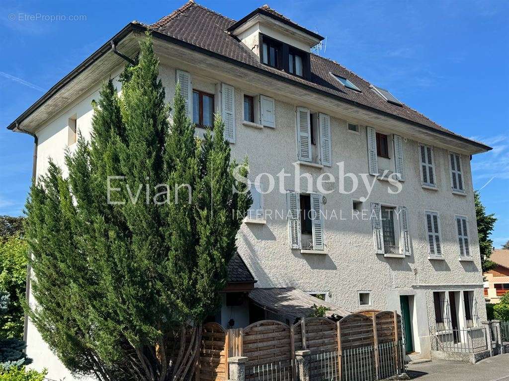 Appartement à EVIAN-LES-BAINS