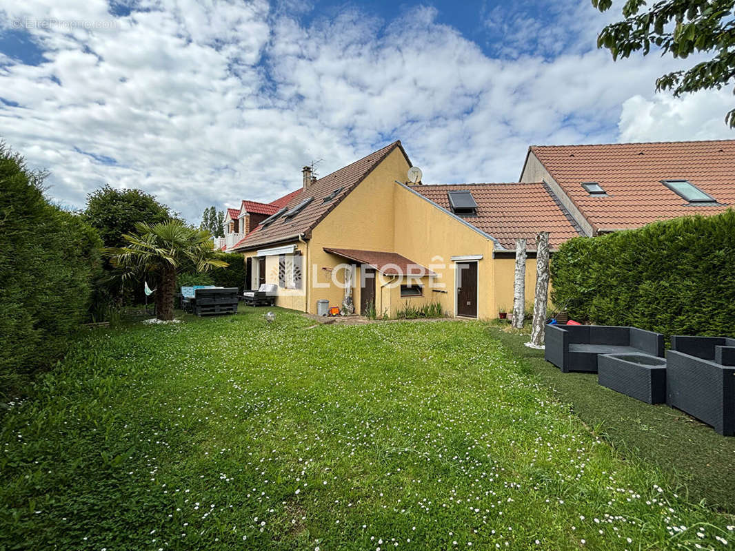 Maison à MAGNANVILLE