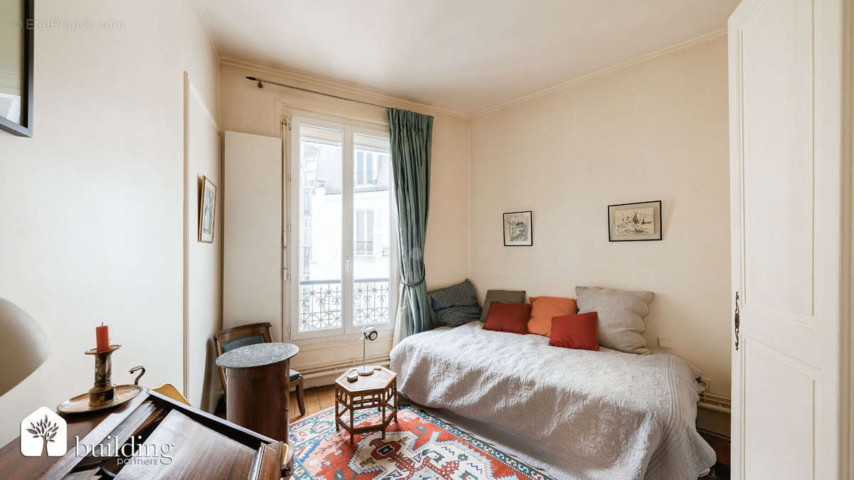 Appartement à LEVALLOIS-PERRET