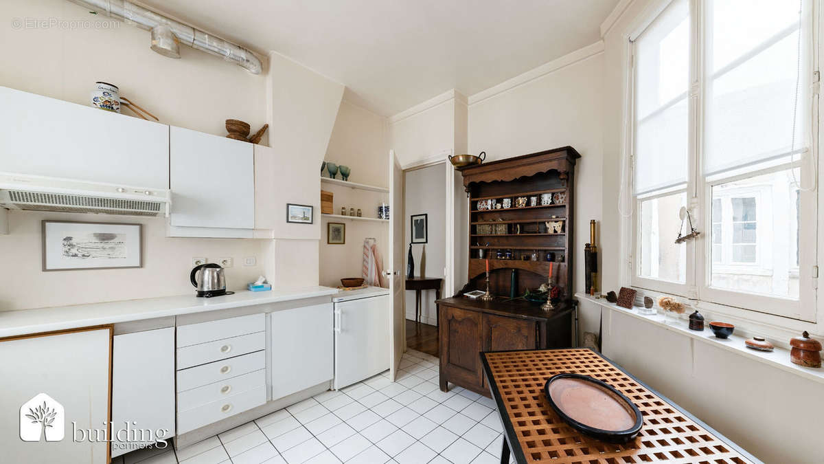 Appartement à LEVALLOIS-PERRET