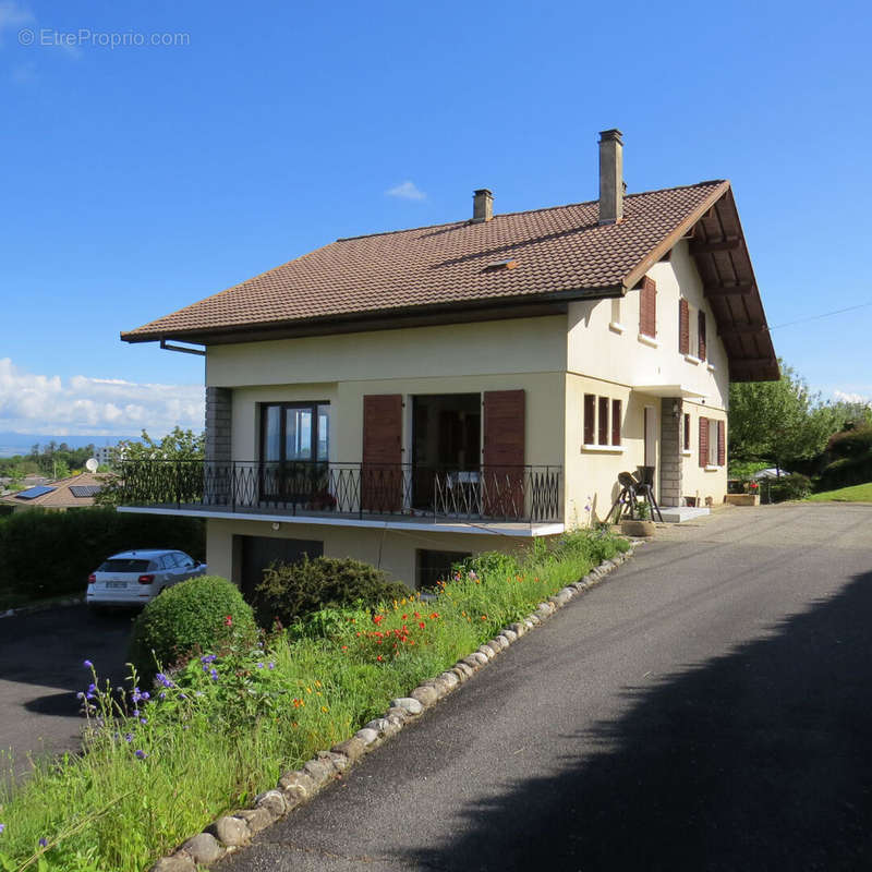 Maison à ALLINGES