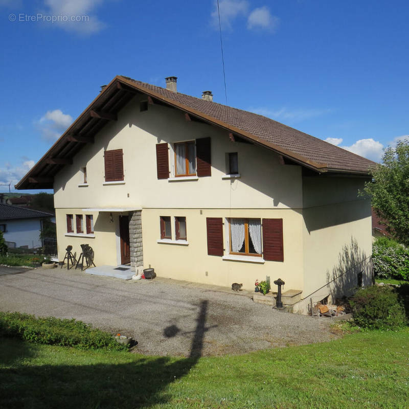 Maison à ALLINGES