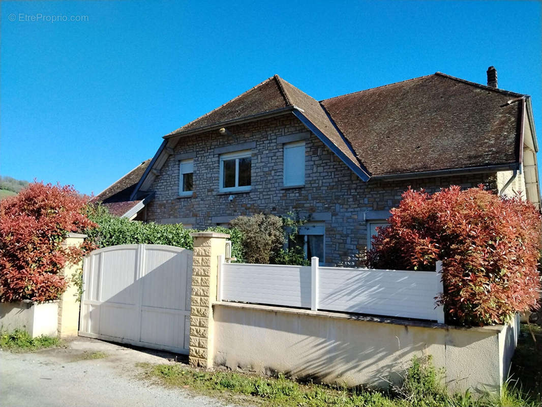 Maison à SALINS-LES-BAINS