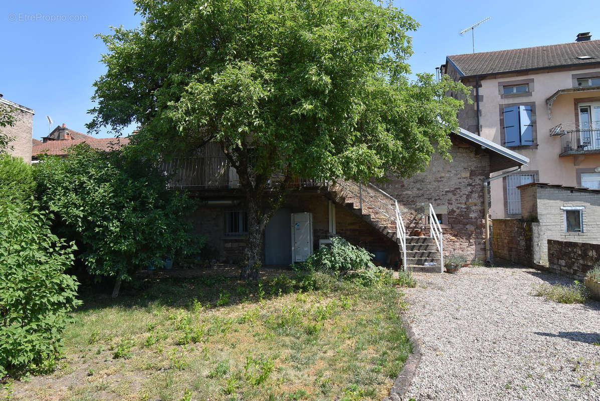 Appartement à SAINT-LOUP-SUR-SEMOUSE