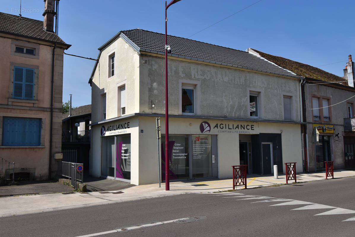 Appartement à SAINT-LOUP-SUR-SEMOUSE