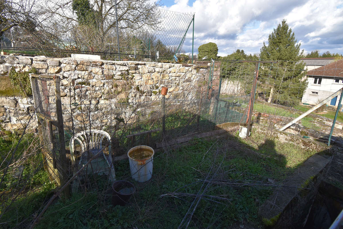 Maison à SAINT-LOUP-SUR-SEMOUSE