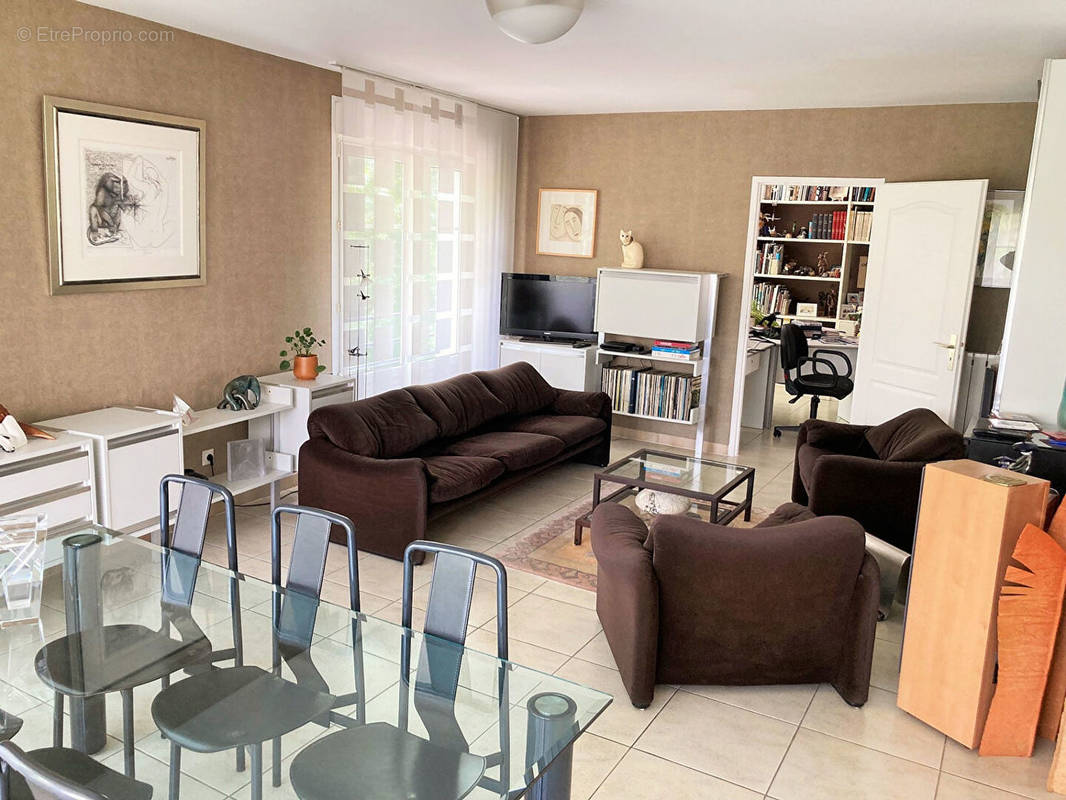 Appartement à HOUDEMONT