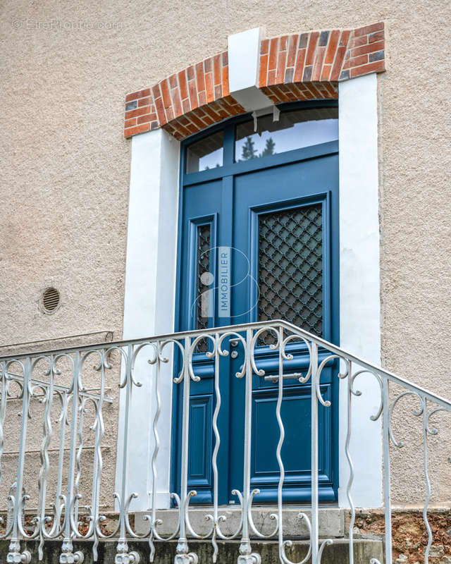 Maison à SAMOIS-SUR-SEINE