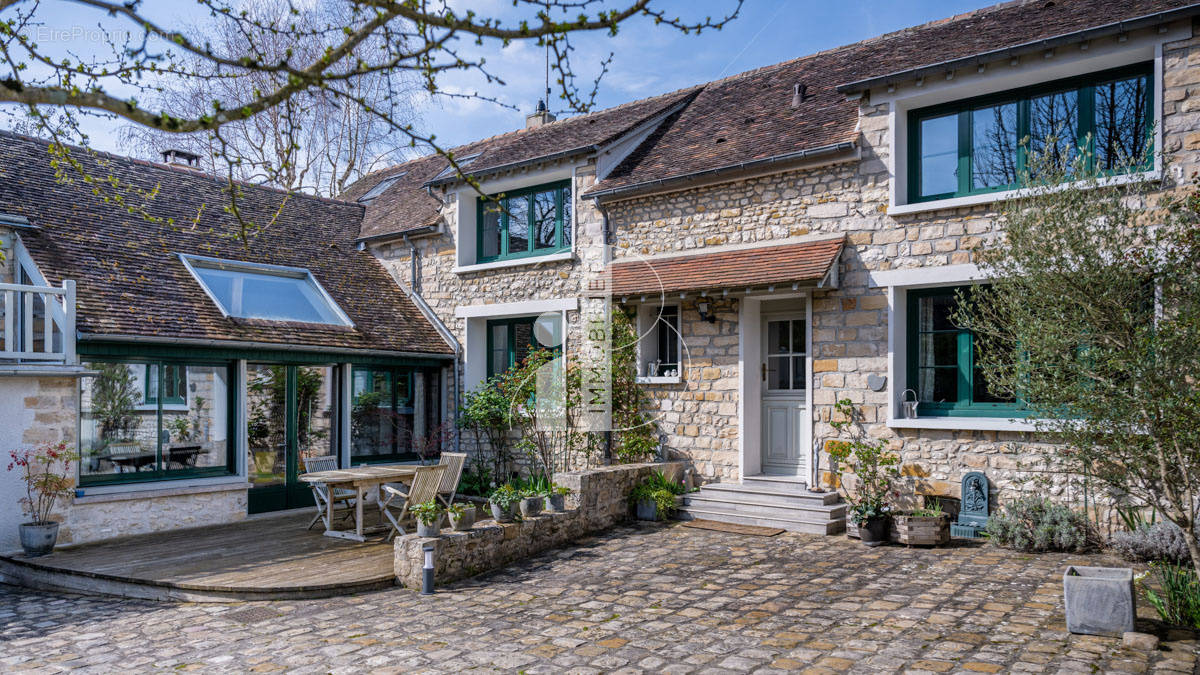 Maison à BOURRON-MARLOTTE