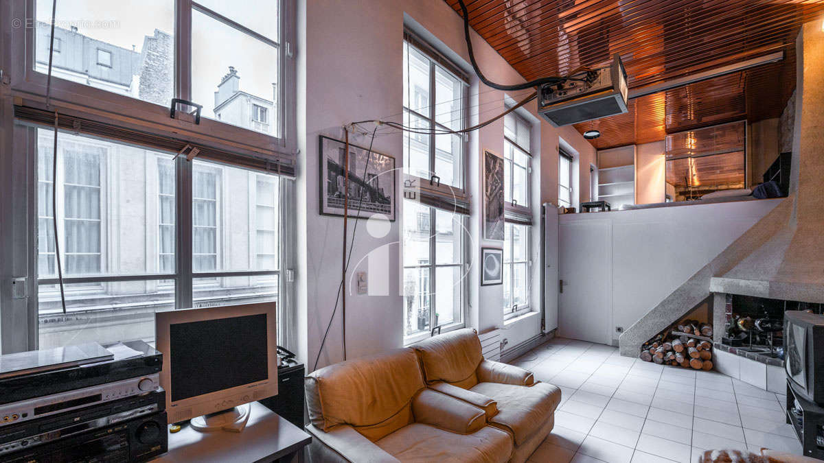 Appartement à PARIS-11E