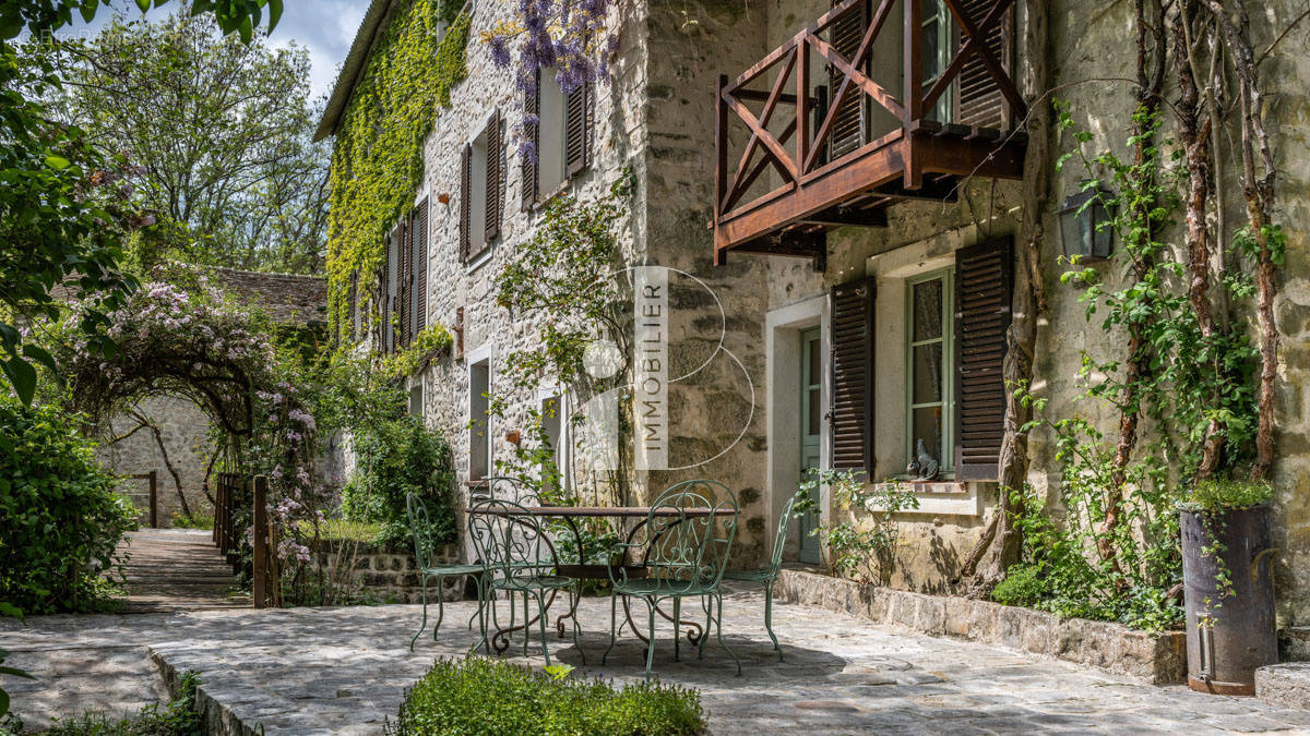 Maison à GREZ-SUR-LOING