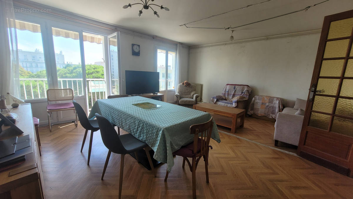 Appartement à LA ROCHELLE