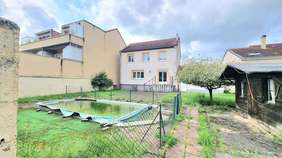 Maison à CORNY-SUR-MOSELLE