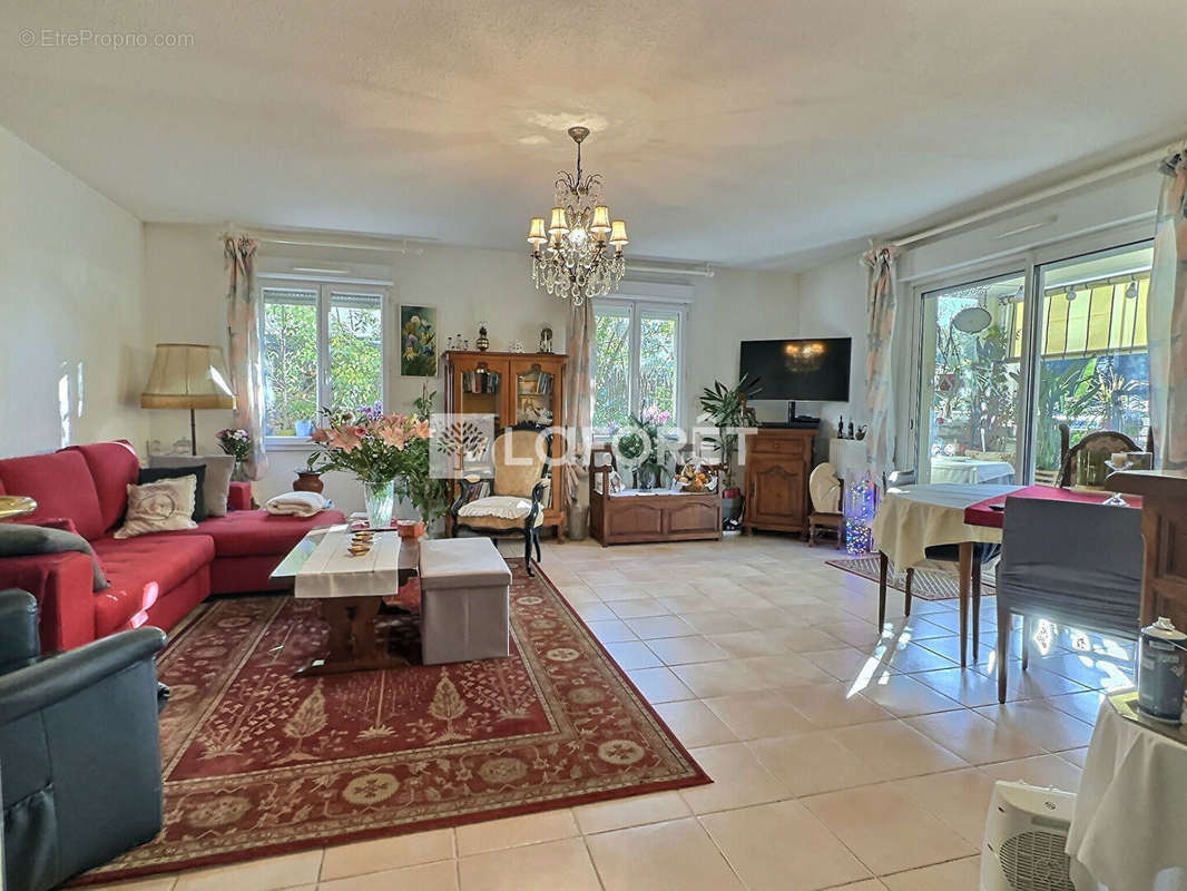 Appartement à DRAGUIGNAN