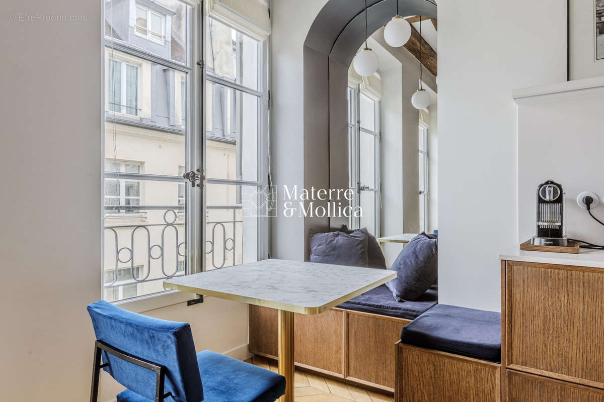 Appartement à PARIS-6E