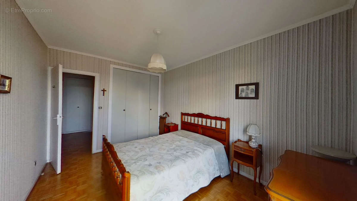 Appartement à LYON-8E