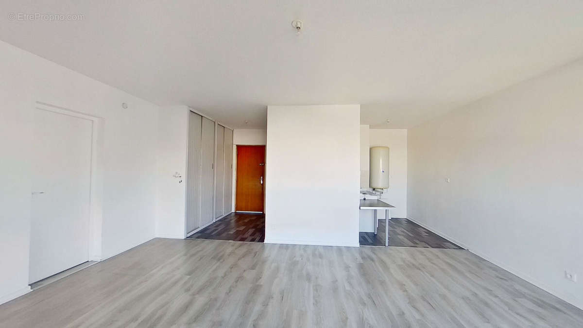 Appartement à LYON-8E