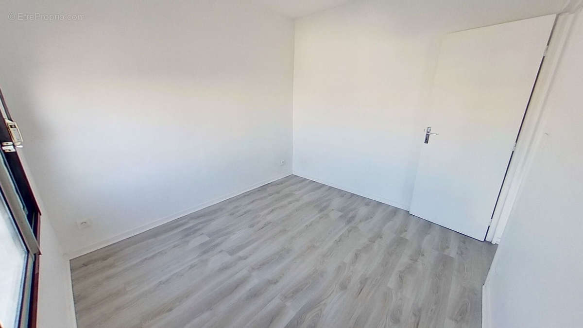 Appartement à LYON-8E