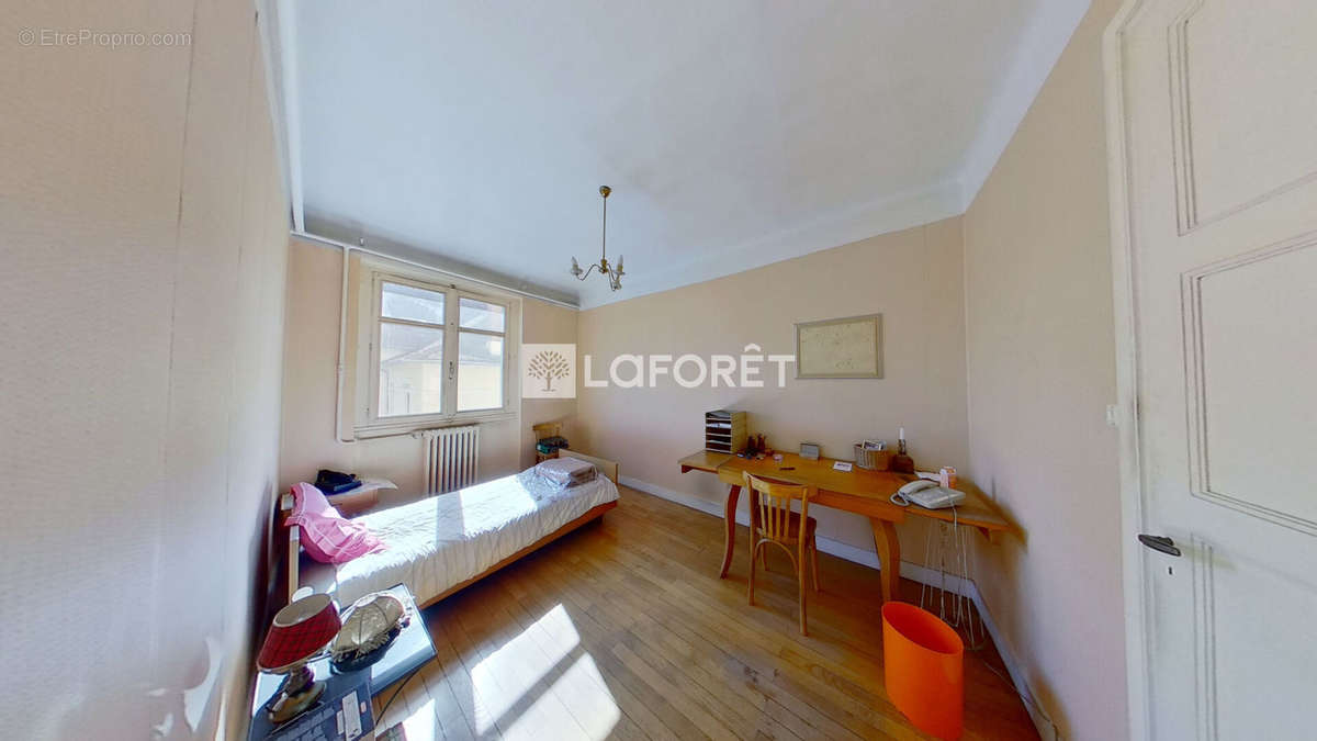 Appartement à LYON-8E