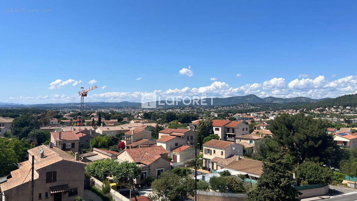 Appartement à SIX-FOURS-LES-PLAGES