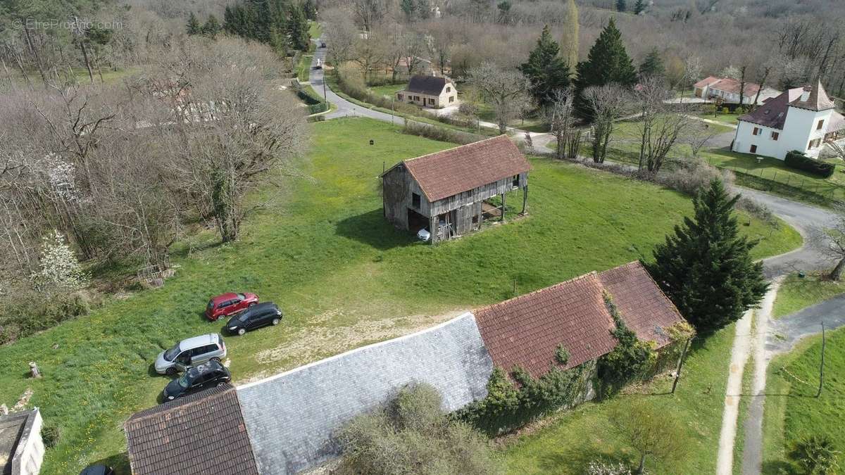 Maison à GOURDON