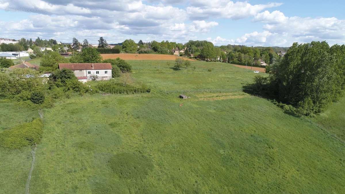 Terrain à GOURDON