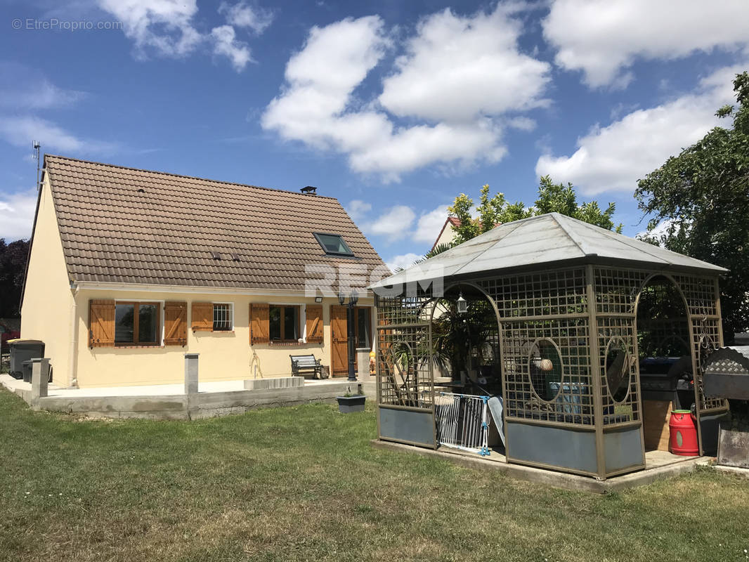 Maison à SOISY-SUR-ECOLE