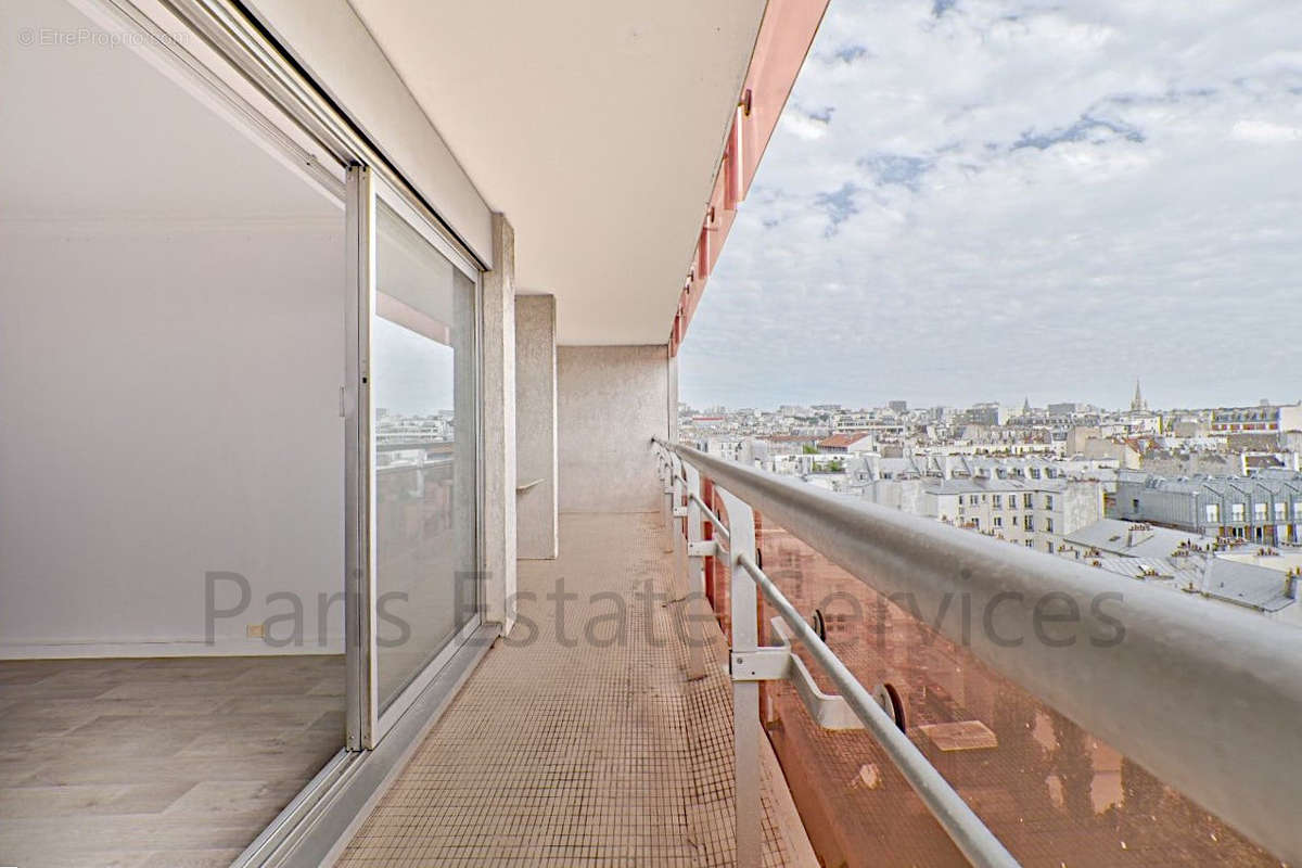 Appartement à PARIS-10E