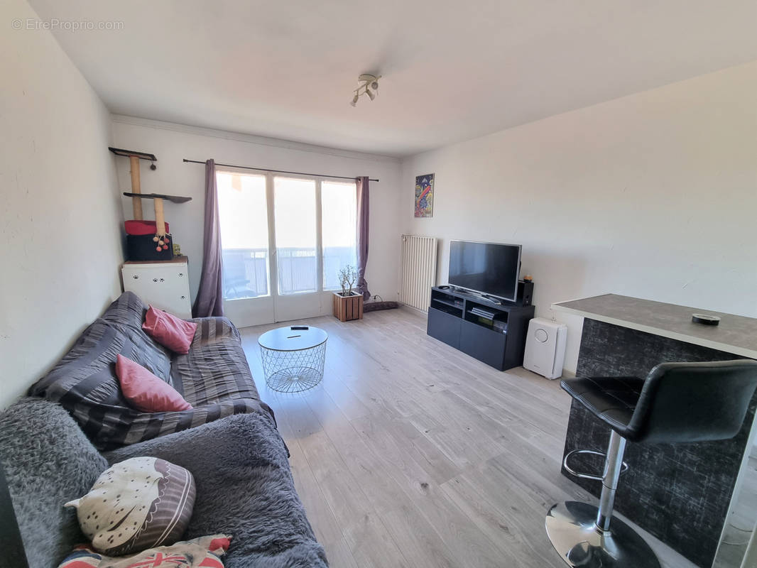 Appartement à HYERES