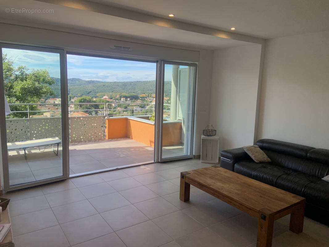 Appartement à CAGNES-SUR-MER