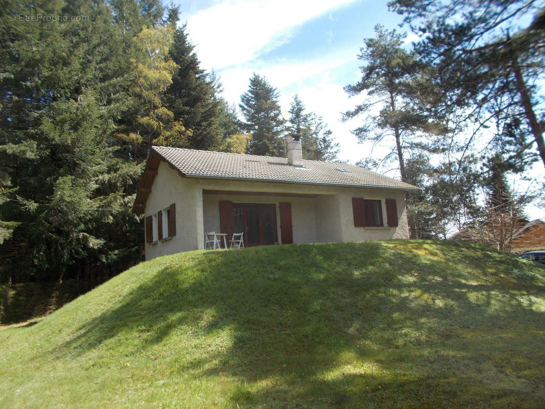 Maison à LE CHAMBON-SUR-LIGNON