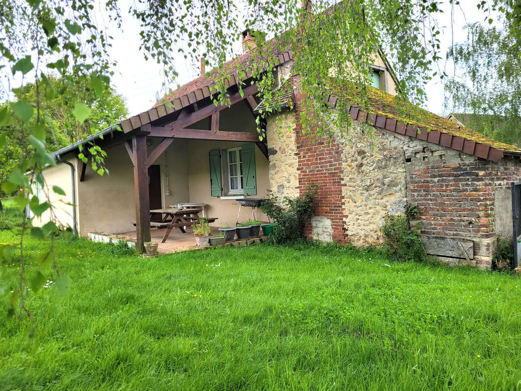 Maison à SCEAUX-SUR-HUISNE