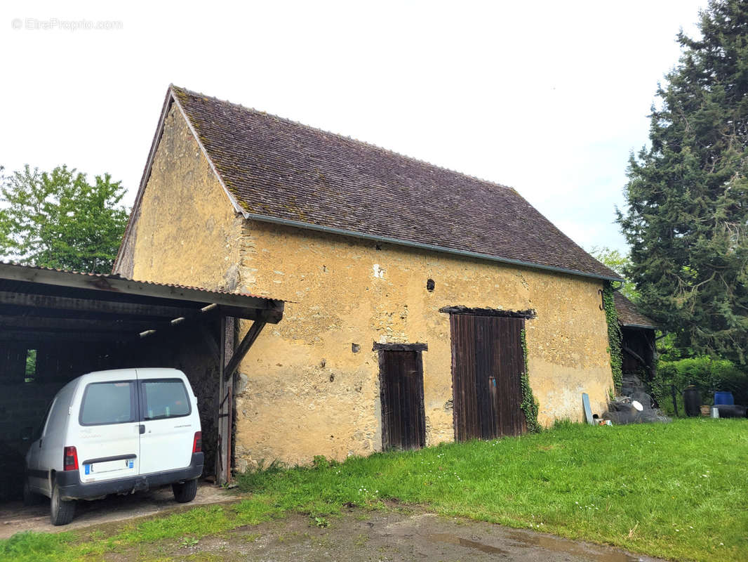 Maison à SCEAUX-SUR-HUISNE