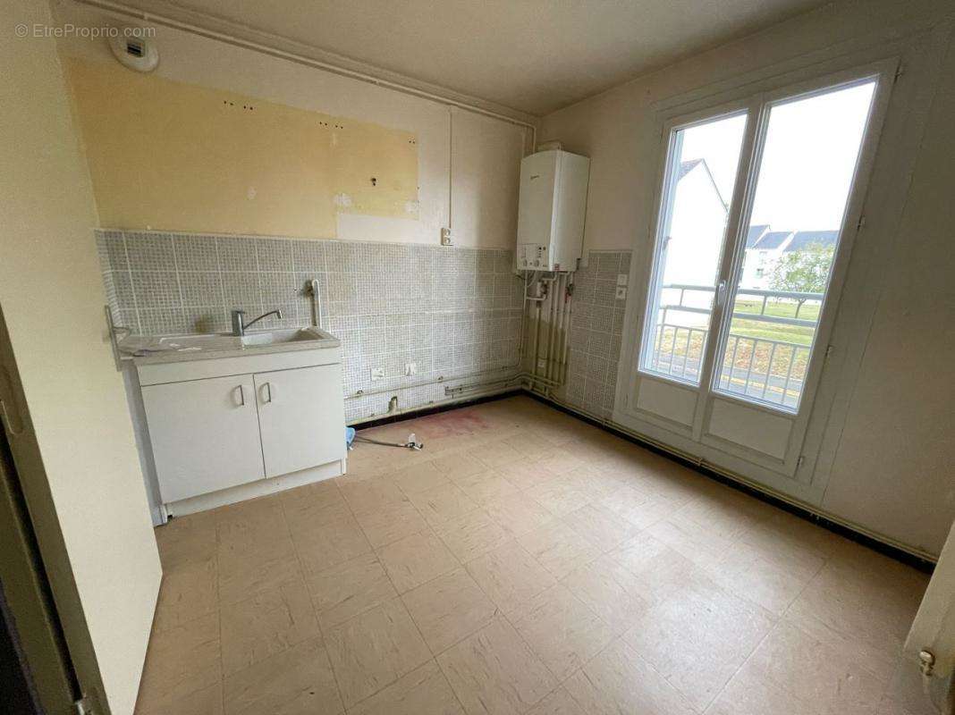 Appartement à NEUILLE-PONT-PIERRE