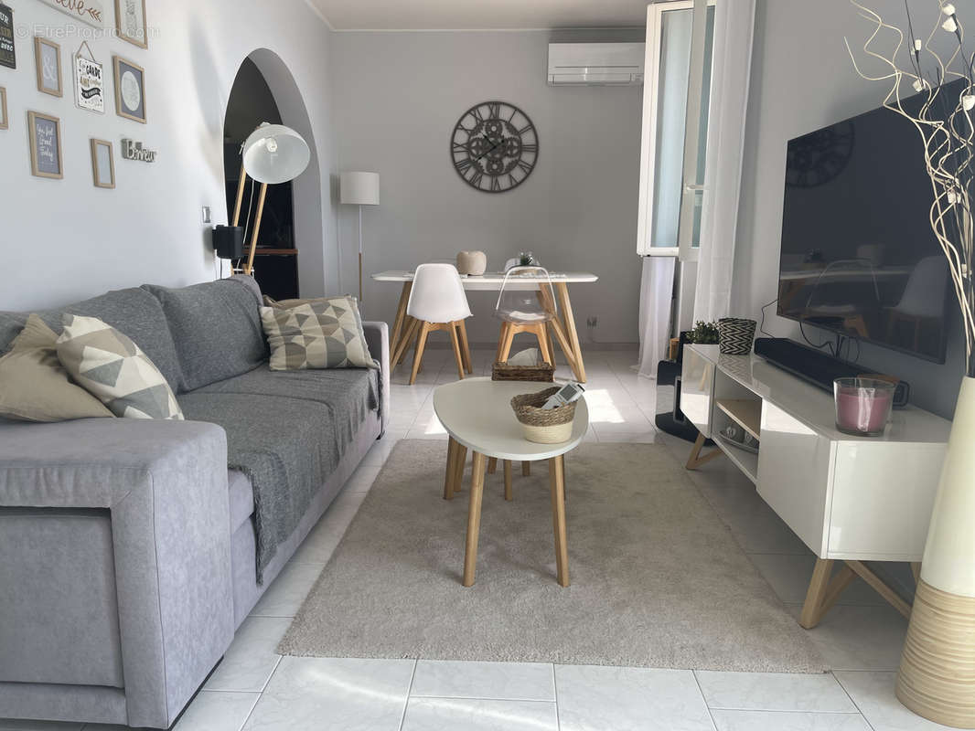 Appartement à ROQUEBRUNE-CAP-MARTIN