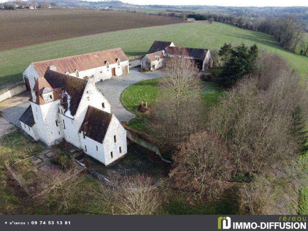 Maison à TRIZAY-COUTRETOT-SAINT-SERGE