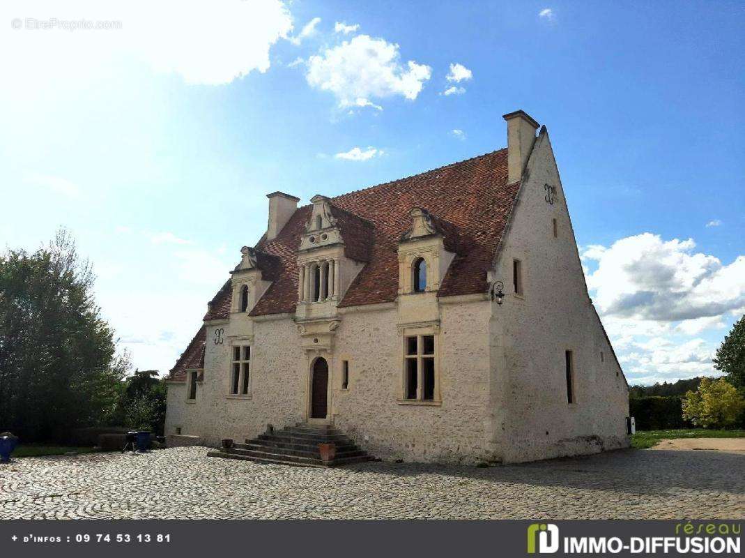 Maison à TRIZAY-COUTRETOT-SAINT-SERGE