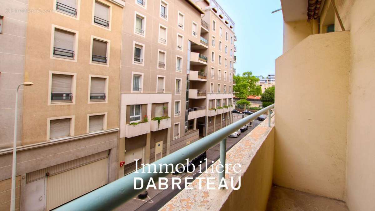 Appartement à LYON-3E