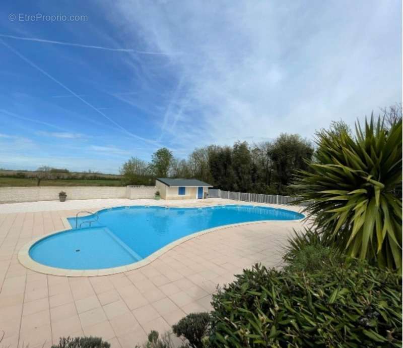 Maison à SAINT-CYR-EN-TALMONDAIS