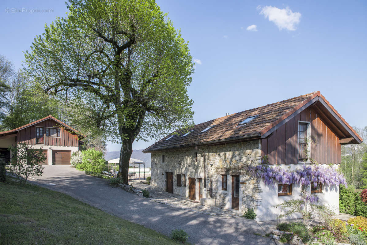 Maison à SAINT-PIERRE-DE-CURTILLE