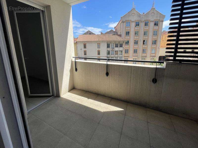 Appartement à MARSEILLE-10E