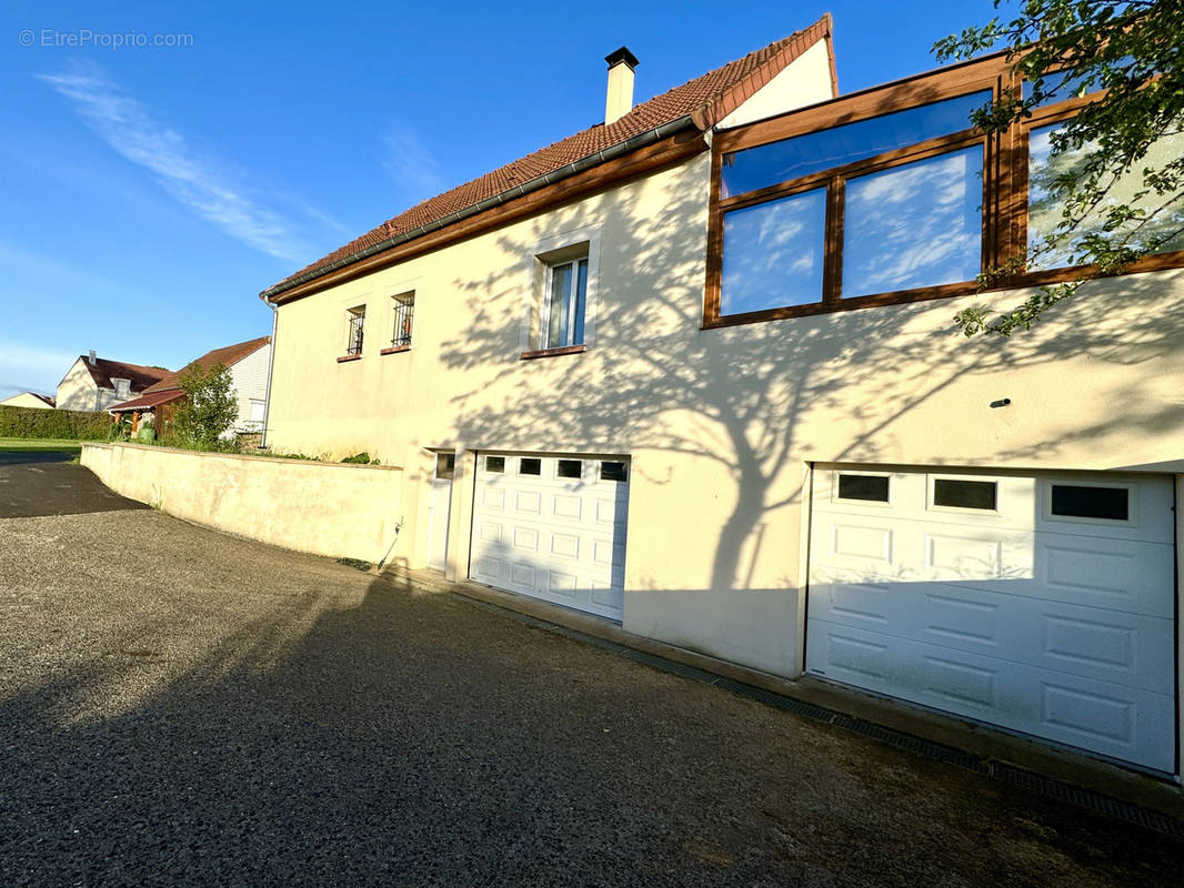 Maison à NANTEUIL-LES-MEAUX