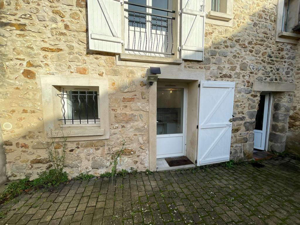 Appartement à BOISSY-SOUS-SAINT-YON