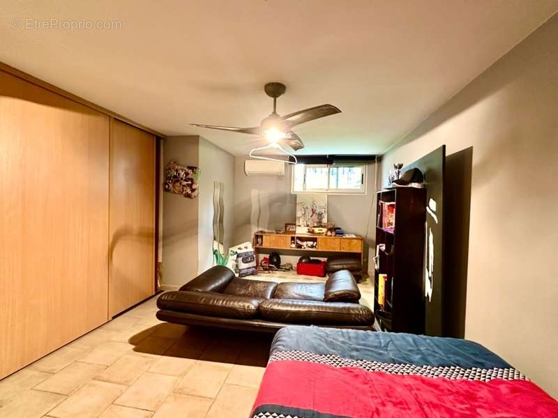 Appartement à MARSEILLE-9E