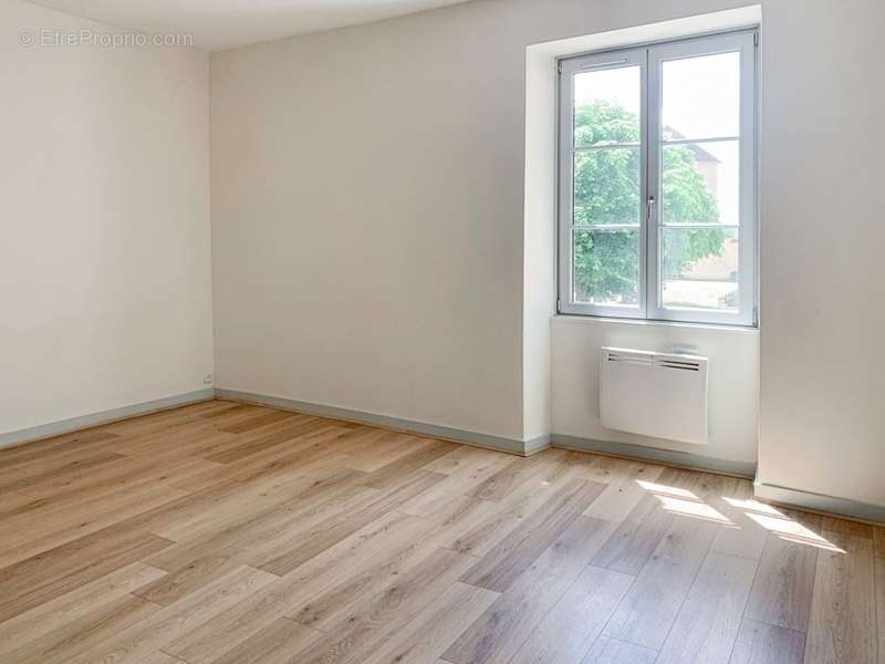 Appartement à PESMES