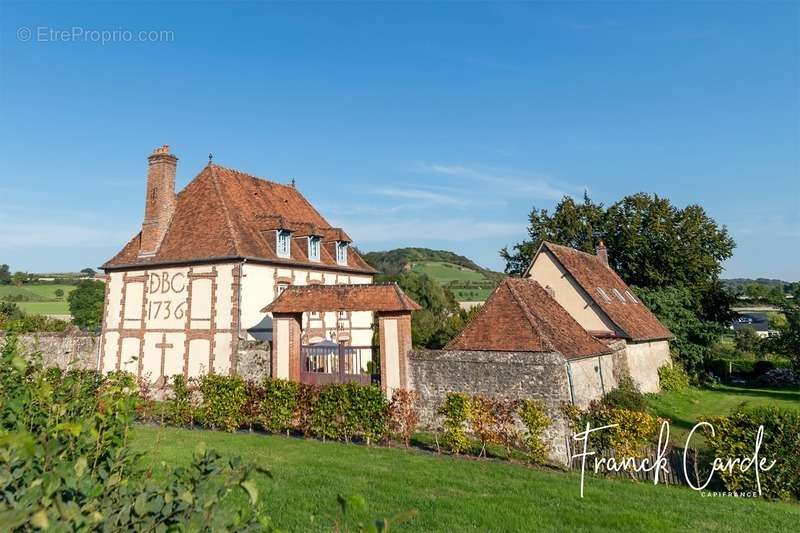 Maison à NEUFCHATEL-EN-BRAY