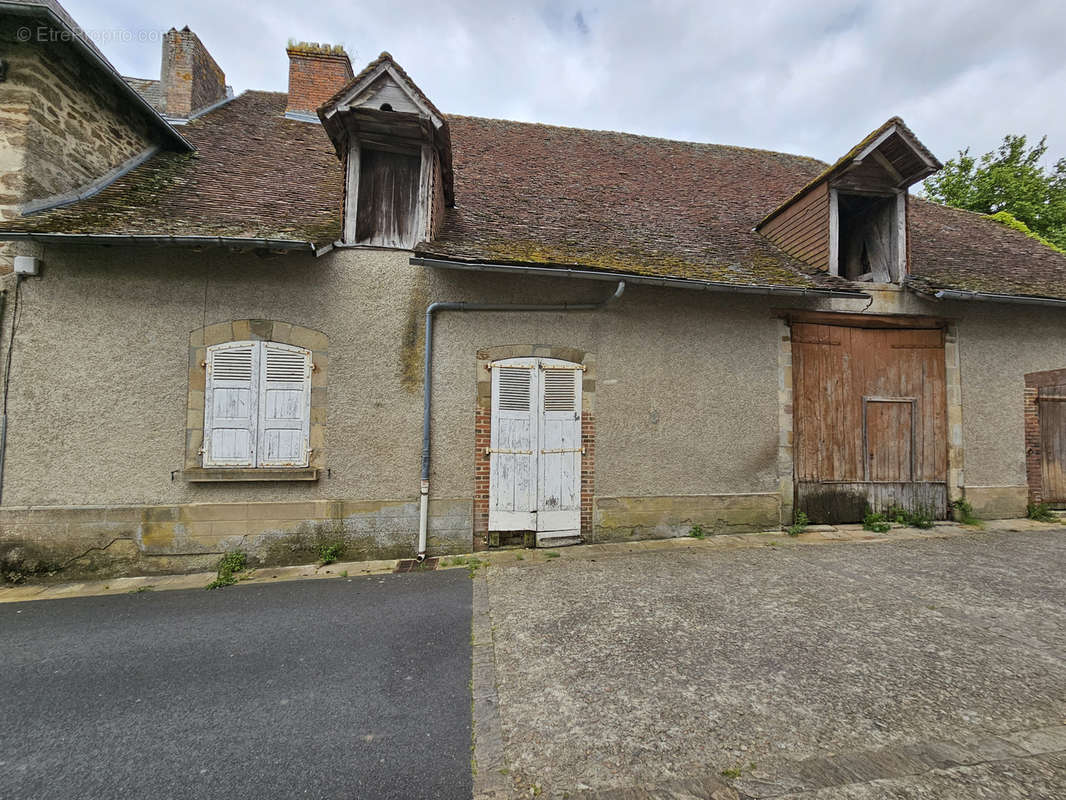 Maison à LUBERSAC