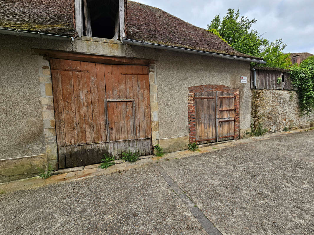 Maison à LUBERSAC