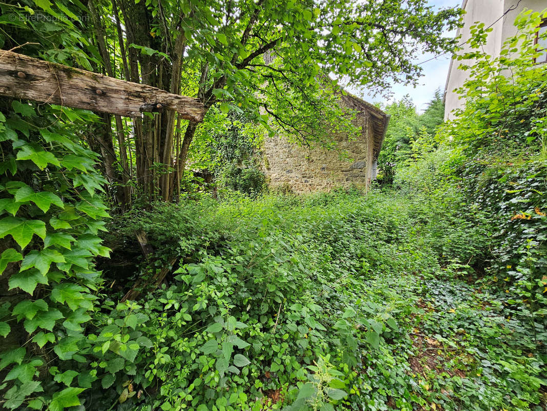 Maison à LUBERSAC